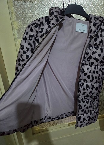 Gri Leopar Desenli Kısa Kadın Mont - Görsel 5