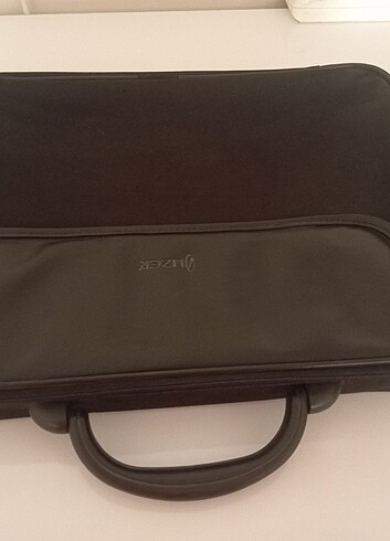 Laptop çantası