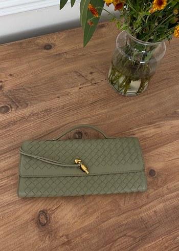 Bottega veneta modeli mint yeşili - Görsel 3
