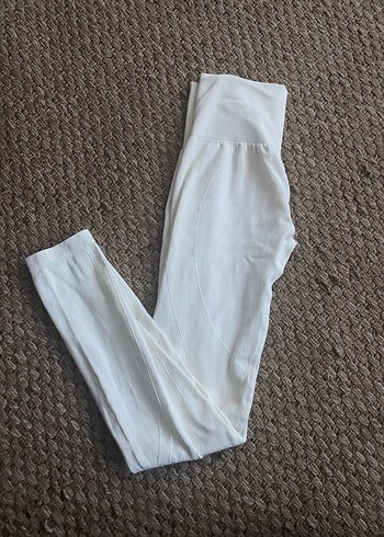 Zara dikişsiz termal tayt - Görsel 4