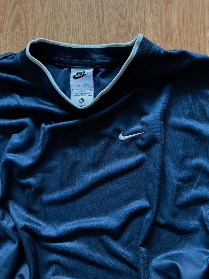 nike üst - Görsel 2