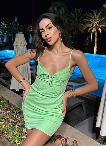 Zara yeşil elbise