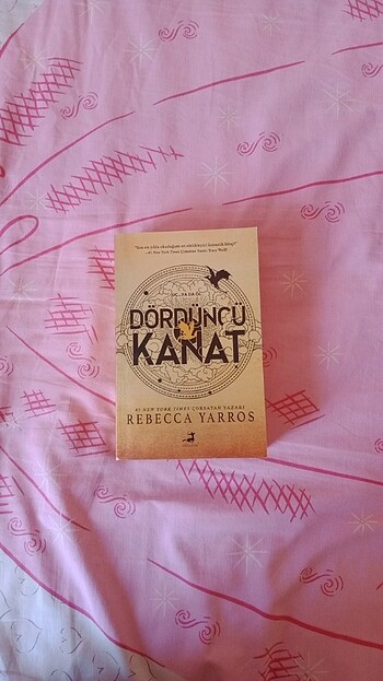 Dördüncü kanat Rebecca yarros