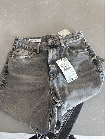 Zara jeans