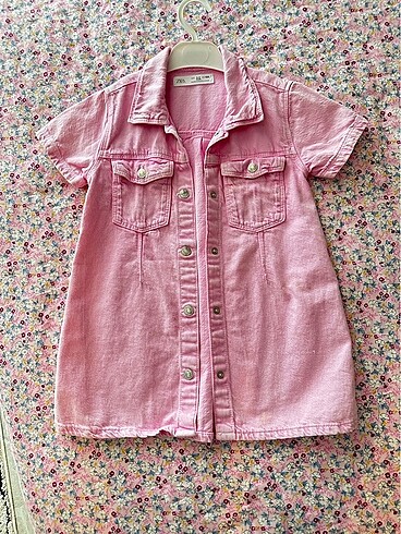 Zara pembe jean elbise.