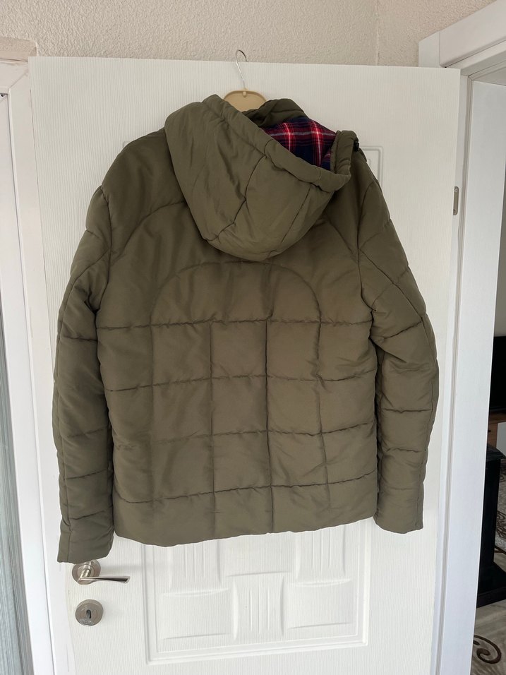 Kapüşonlu Düğmeli Erkek Mont - Görsel 4