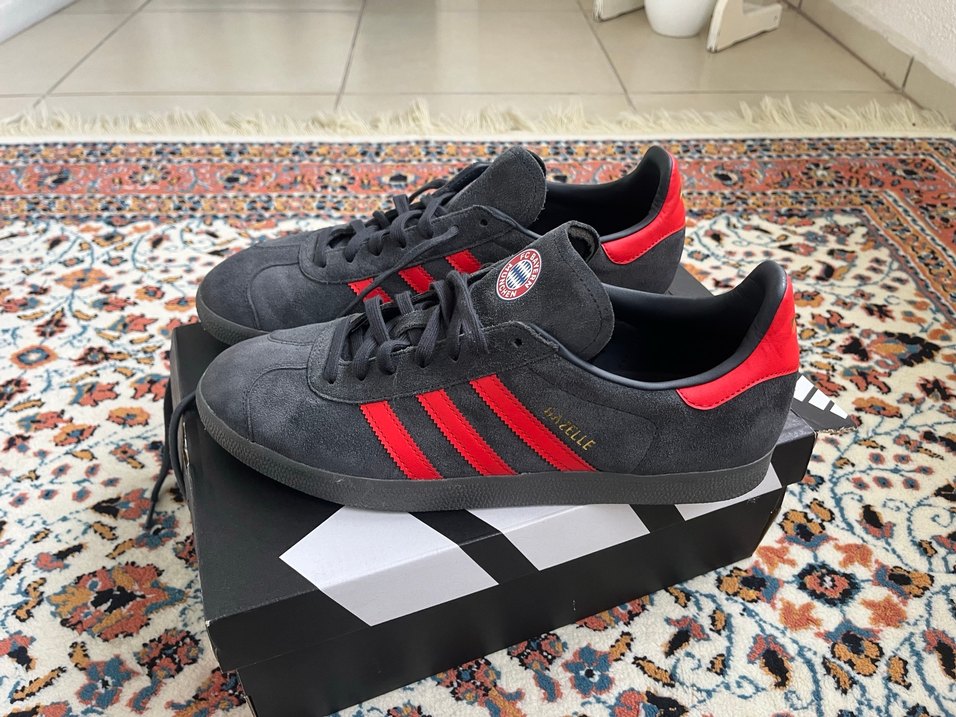 Gri Kırmızı Adidas Gazelle Süet Spor Ayakkabı - Görsel 3