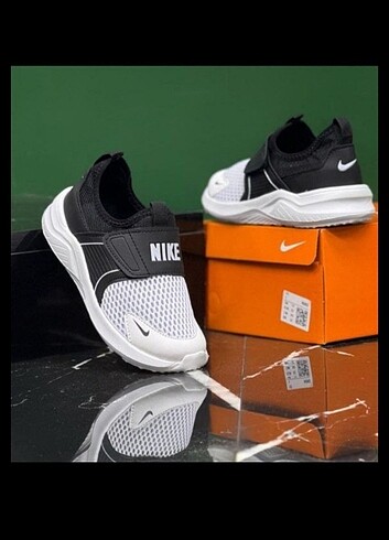 Nike aqua siyah ayakkabı 