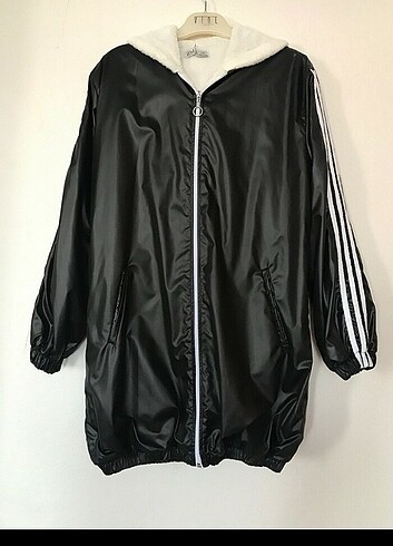 Adidas yağmurluk