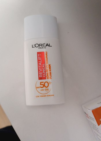 L'Oréal SPF 50+ Yüz Güneş Koruyucu