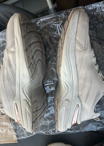 Beyaz Bağcıklı Kadın Spor Ayakkabı - Görsel 5