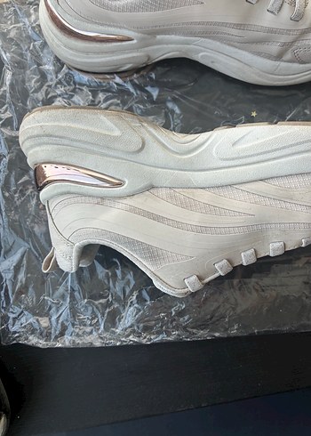 Beyaz Bağcıklı Kadın Spor Ayakkabı - Görsel 4