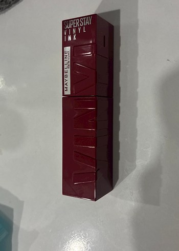 Maybelline Koyu Kırmızı Ruj - Görsel 2