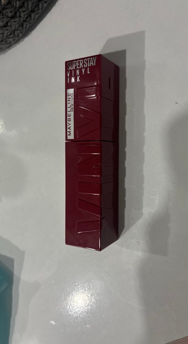 Maybelline Koyu Kırmızı Ruj - Görsel 2