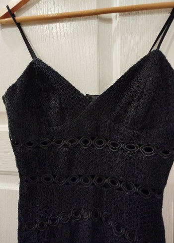 İnce Askılı Siyah Dantel Midi Elbise - Görsel 4