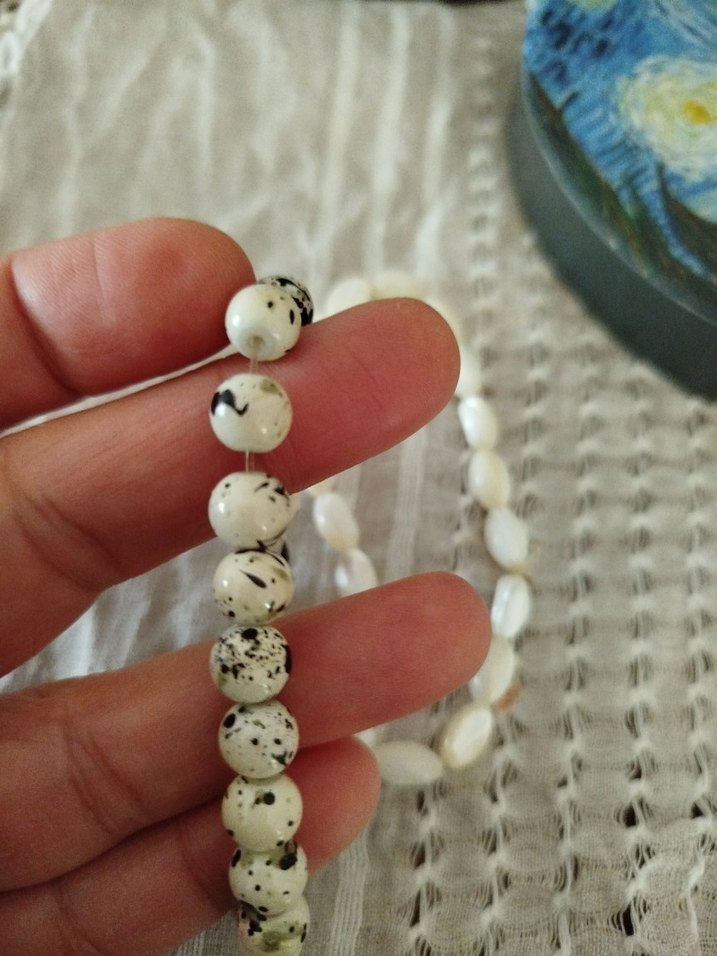 Bohem Tarzı Beyaz Boncuklu Bileklik ikisi bir - Görsel 2