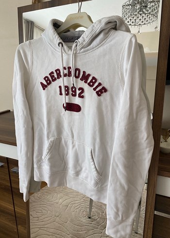 Abercrombie & Fitch s