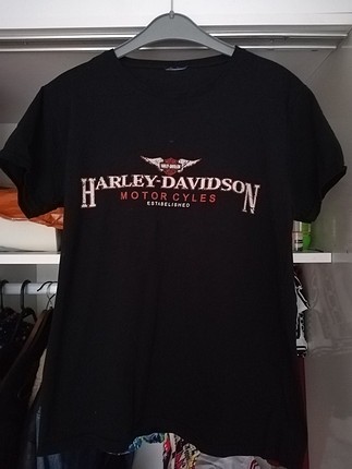 t-shirt üst