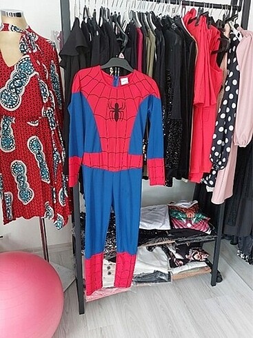 Diğer Spiderman kostümü