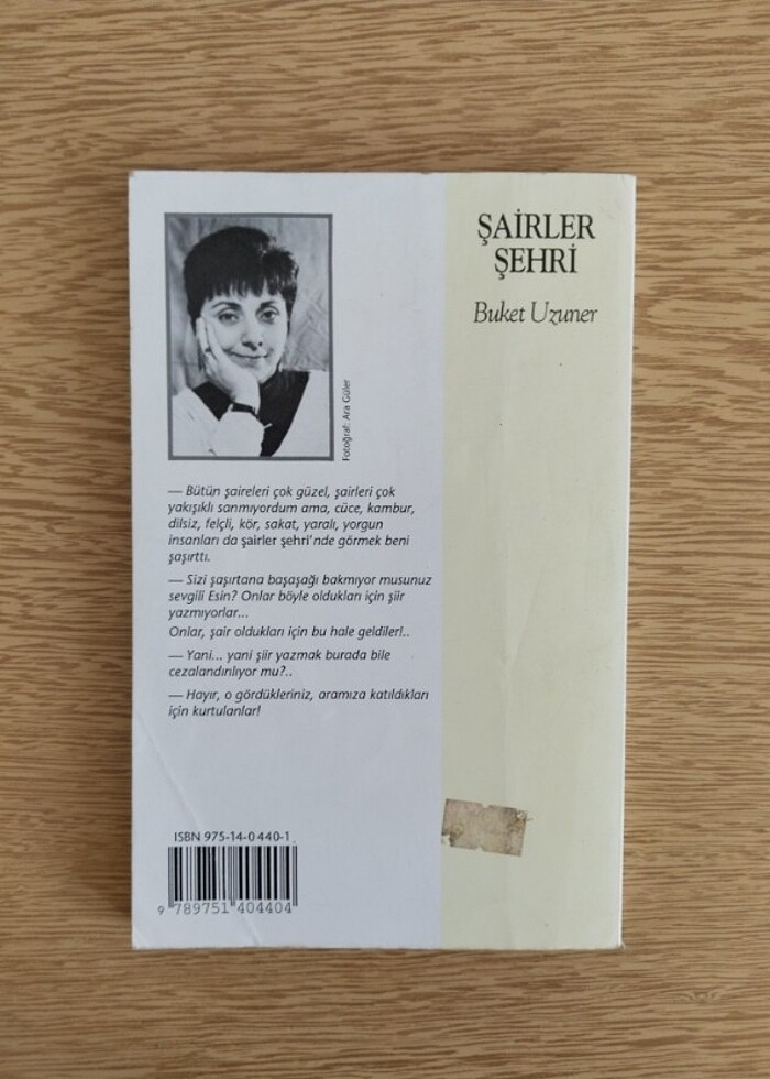 Şairler Şehri - Buket Uzuner - Görsel 2