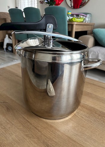 Parlak Gri Düdüklü Tencere alman malı - Görsel 3