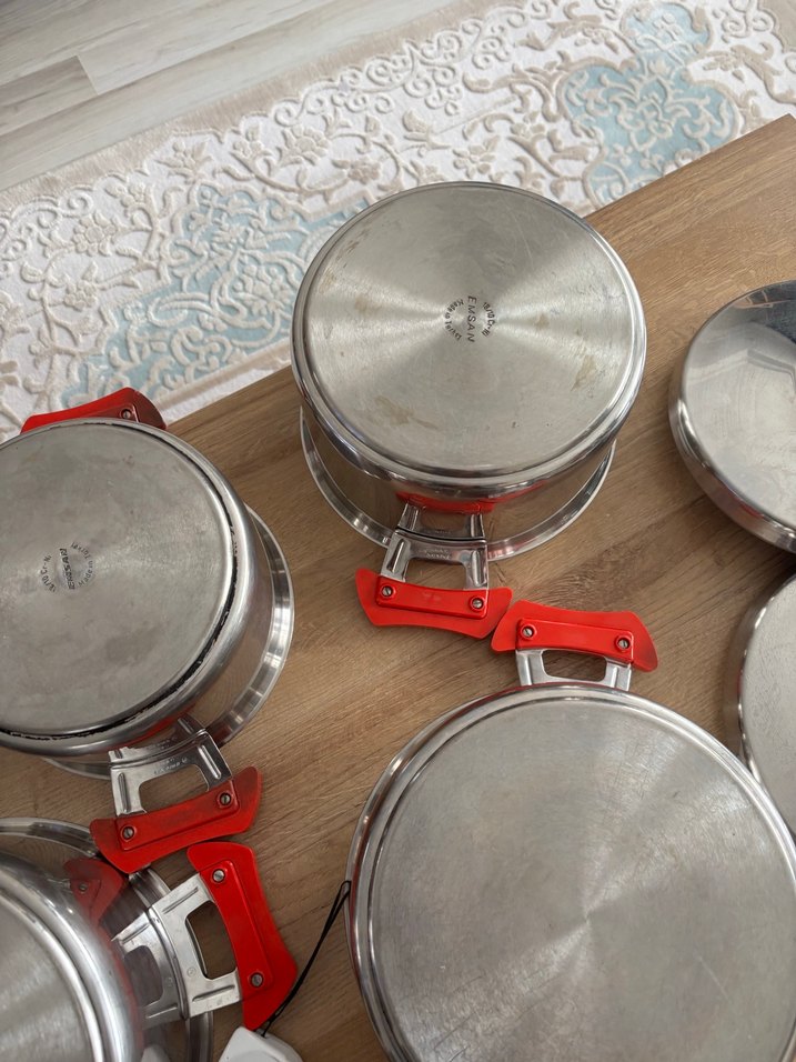 Kırmızı Saplı Paslanmaz Çelik Tencere Seti emsan - Görsel 4