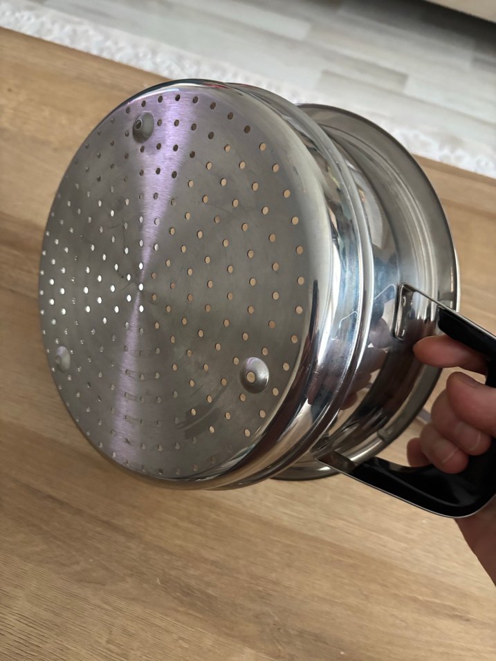Delikli iç hazneli gri tencere amc süzgeç - Görsel 2