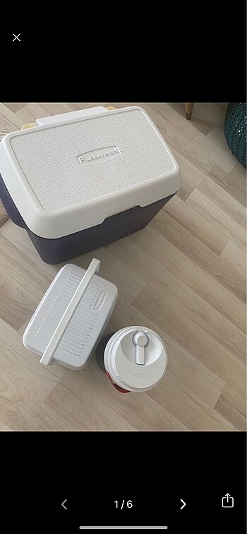 Diğer Rubbermaid termos seti