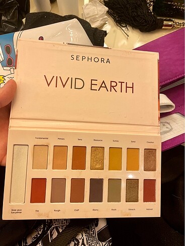 Sephora Sephora Vivid Earth Far Paleti