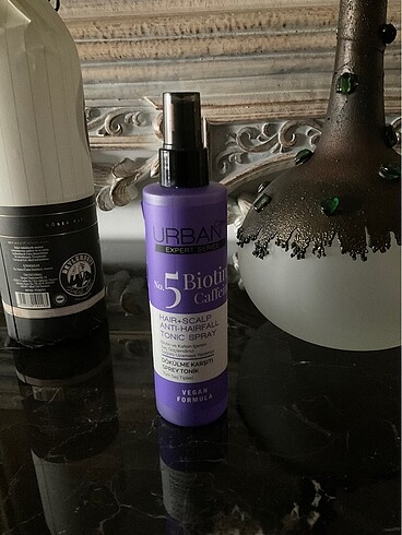 Urban Care Expert Biotin ve Kafein Dökülme karşıtı saç bakım ton