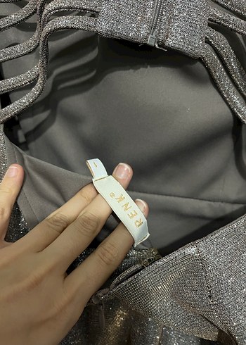 Parlak Sırt Dekolteli Abiye Elbise - Görsel 4