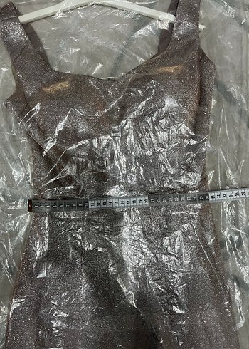 Parlak Sırt Dekolteli Abiye Elbise - Görsel 5