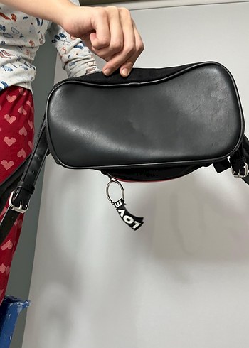 Siyah Deri Fermuarlı Kadın Sırt Çantası - Görsel 3