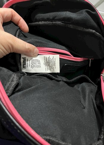 Siyah Deri Fermuarlı Kadın Sırt Çantası - Görsel 4