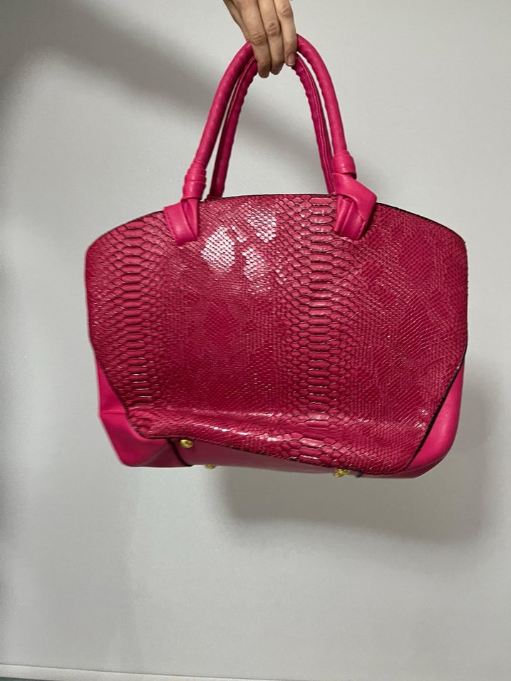 Yılan Desenli Pembe Deri Kadın Çanta - Görsel 4