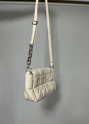 Beyaz Zincir Detaylı Deri Kadın Çanta - Görsel 3