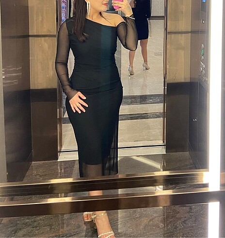 Siyah elbise