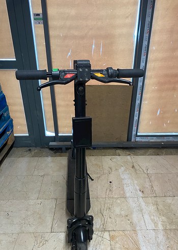 Kara Renkli Çocuk Scooterı - Görsel 2