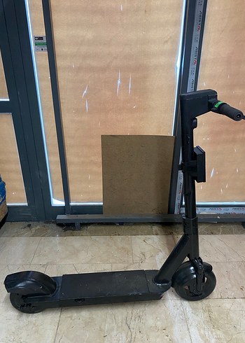 Kara Renkli Çocuk Scooterı - Görsel 3