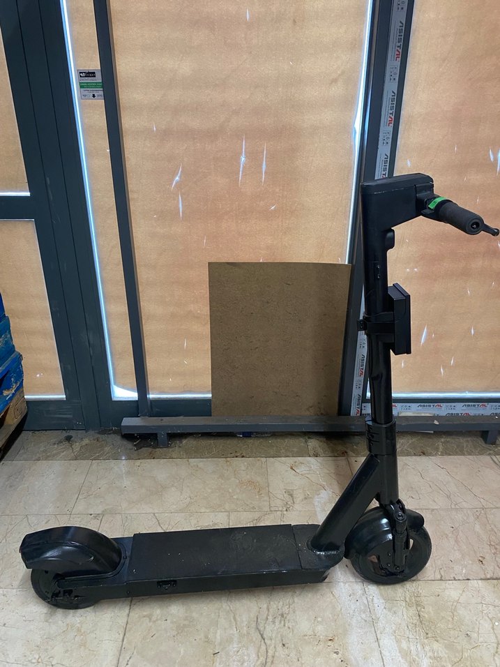 Kara Renkli Çocuk Scooterı - Görsel 3