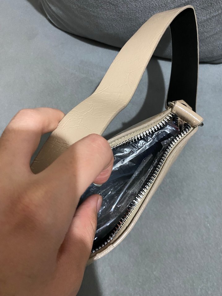 Bej Deri Tokalı Kadın Çanta - Görsel 3