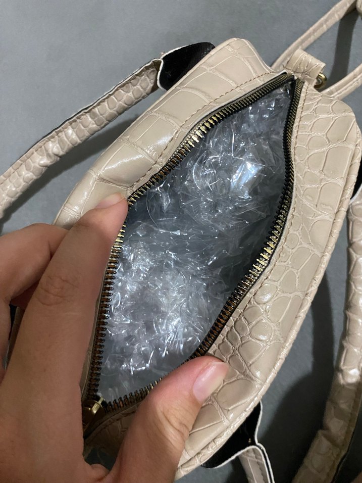 Bej Deri Yılan Desenli Kadın Çanta - Görsel 5