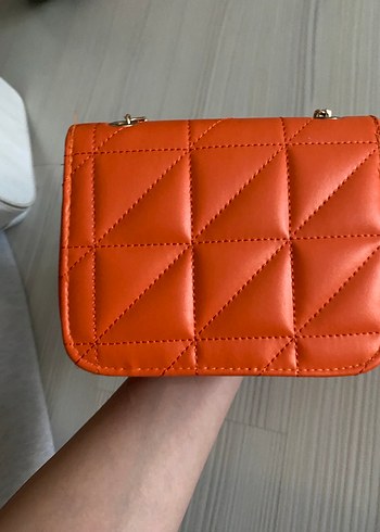 Turuncu Zincir Detaylı Deri Kadın Çanta - Görsel 3