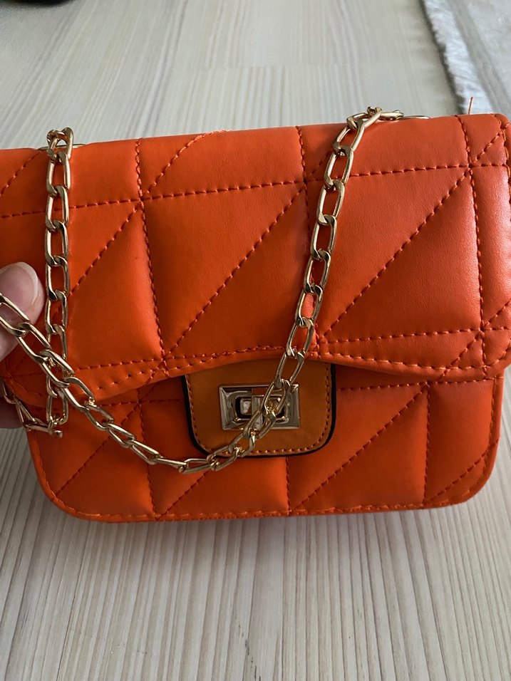 Turuncu Zincir Detaylı Deri Kadın Çanta - Görsel 2