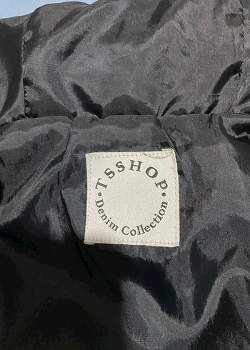 Kadın Siyah Kapüşonlu Oversize Kışlık Mont - Görsel 4