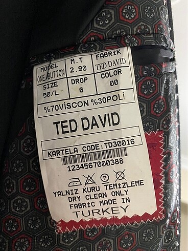 50 Beden siyah Renk Takım elbise söz için alındı 1 kere giyildi ted David