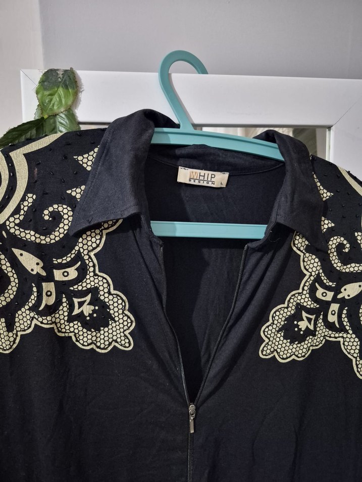 Nakışlı Siyah Kadın Gömlek - Görsel 3