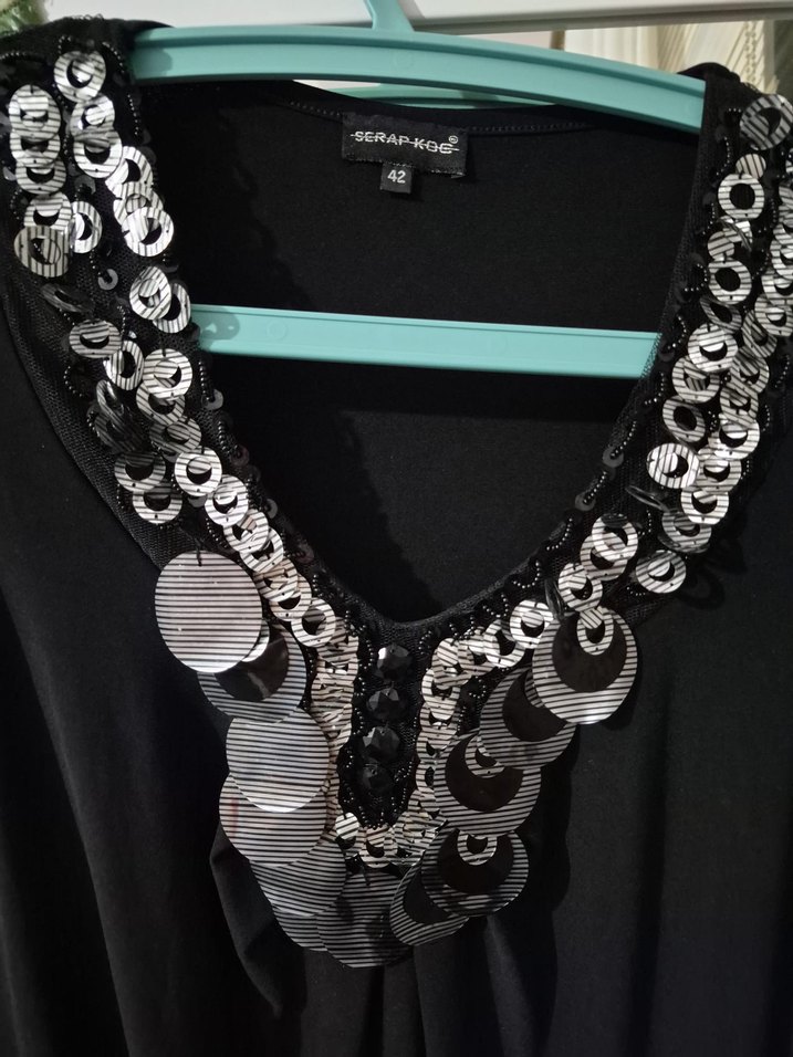 Zincir Detaylı Siyah Hamile Tunik - Görsel 3