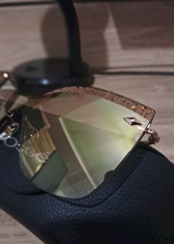 Parlak Kahverengi Kadın Gözlüğü - Görsel 2