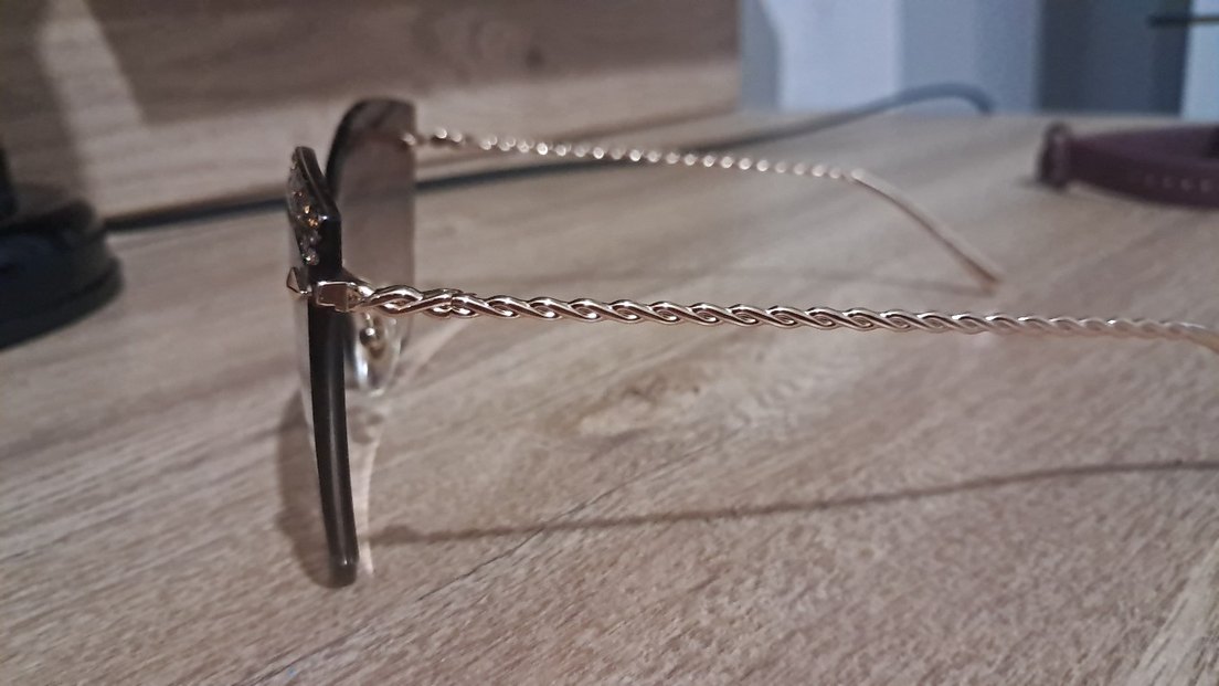 Parlak Kahverengi Kadın Gözlüğü - Görsel 3